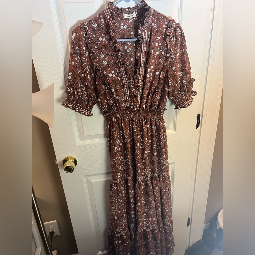 Long ruffled Max studio dress M